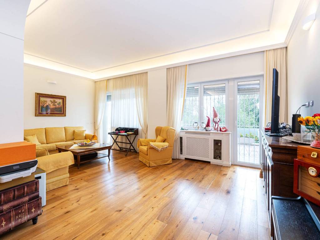 appartamento in vendita a Roma