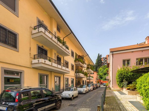 appartamento in vendita a Roma in zona Tor di Quinto
