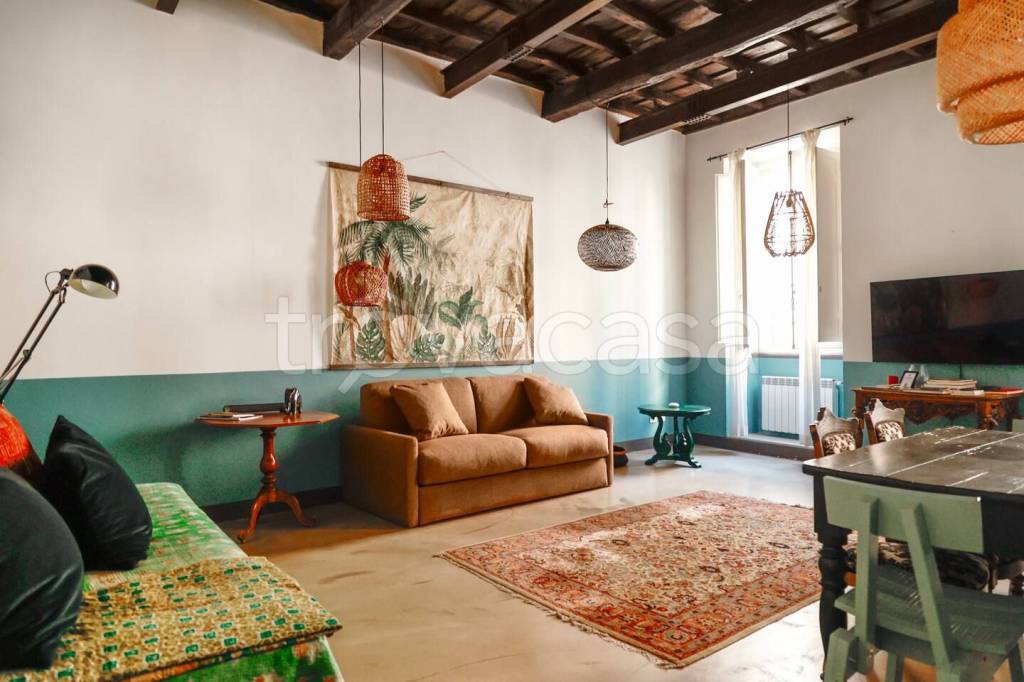 appartamento in vendita a Roma in zona Rione Monti/Campitelli