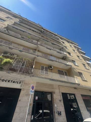 appartamento in vendita a Roma in zona Ostiense