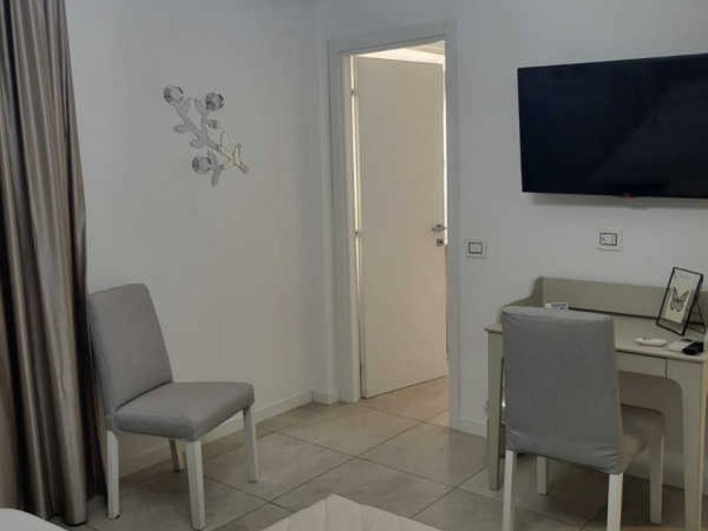 appartamento in vendita a Roma in zona Appio Latino