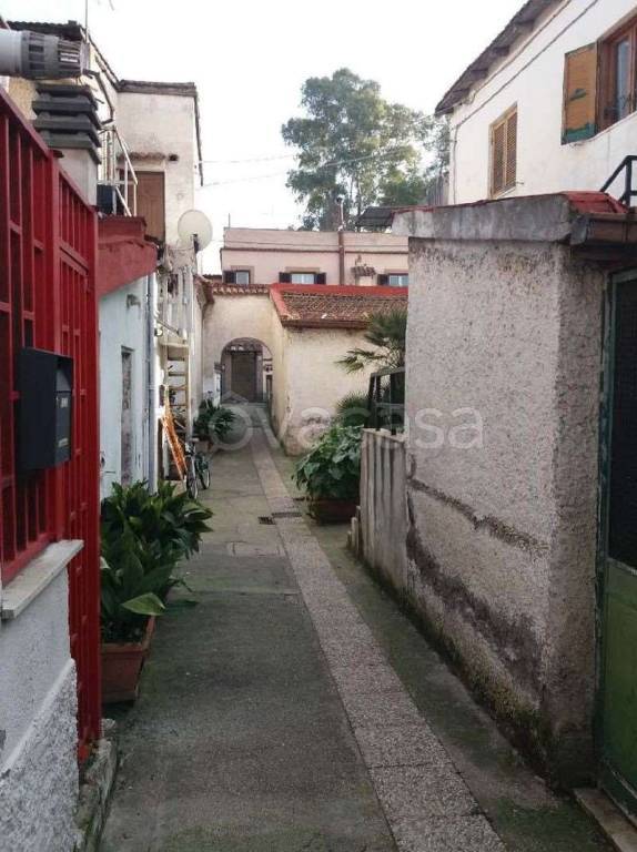 appartamento in vendita a Roma in zona Tuscolano