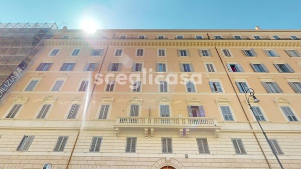 appartamento in vendita a Roma in zona Esquilino