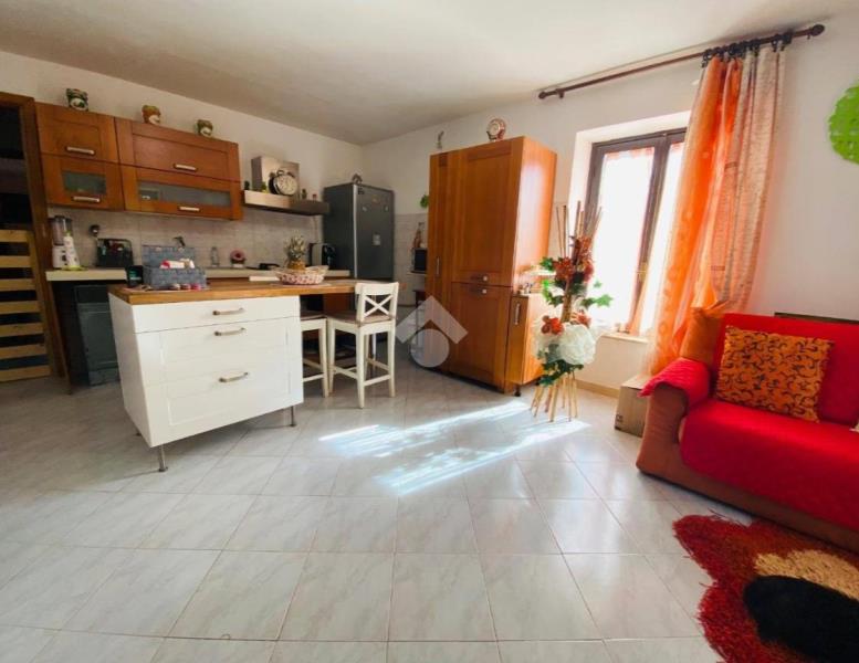 appartamento in vendita a Roma in zona Ostia Antica