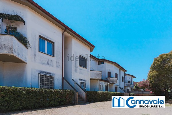 appartamento in vendita a Roma in zona Acilia