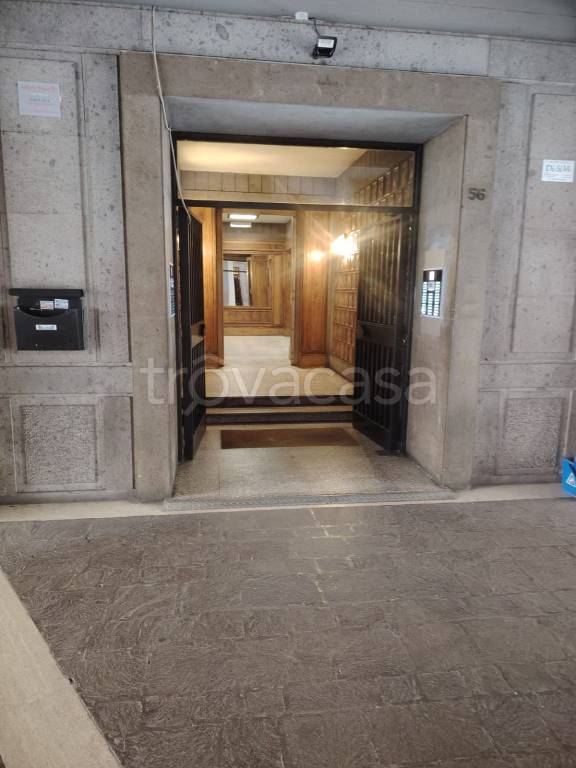 appartamento in vendita a Roma in zona Ostiense