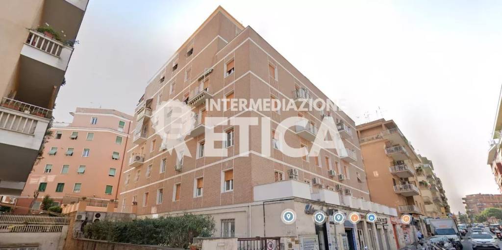 appartamento in vendita a Roma in zona Aurelio