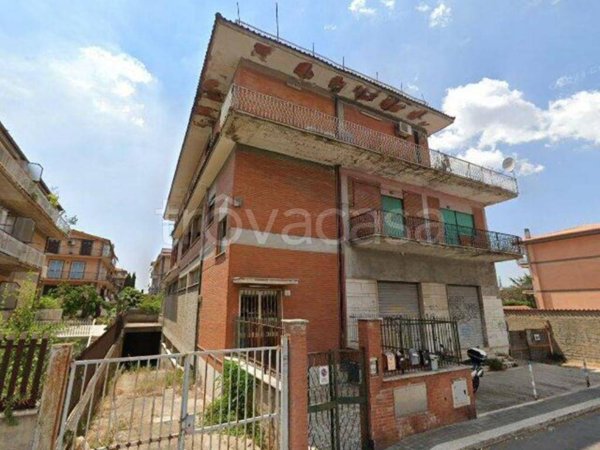 appartamento in vendita a Roma in zona Casal Morena