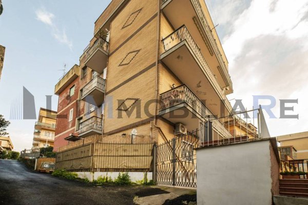 appartamento in vendita a Roma in zona Montespaccato
