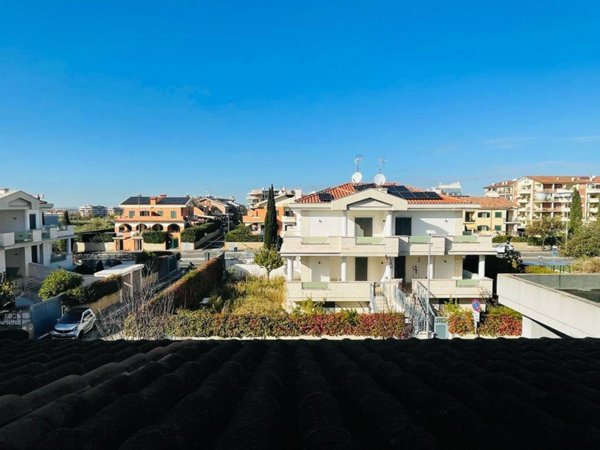 appartamento in vendita a Roma in zona Mezzocammino