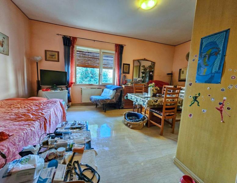 appartamento in vendita a Roma in zona Tomba di Nerone