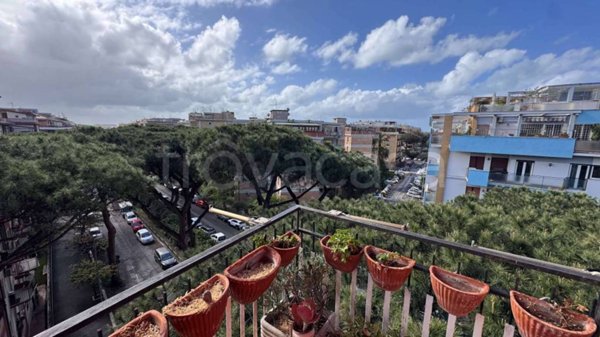 appartamento in vendita a Roma in zona Ostia
