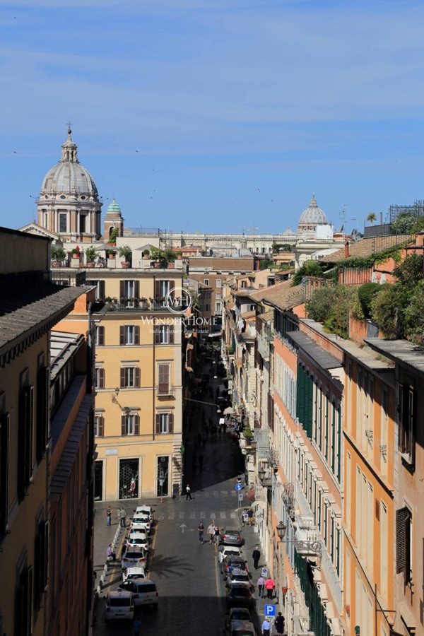 appartamento in vendita a Roma in zona Campo Marzio