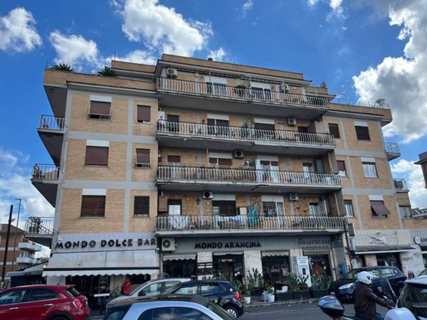 appartamento in vendita a Roma in zona Primavalle