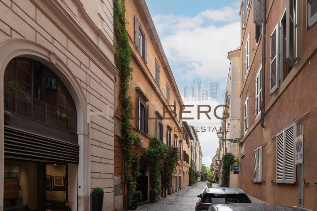 appartamento in vendita a Roma in zona Campo Marzio