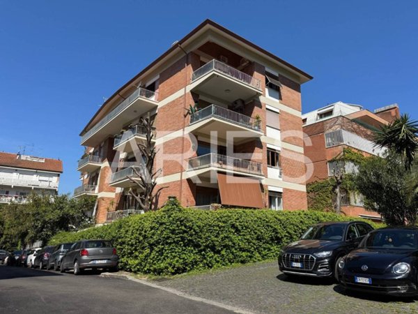 appartamento in vendita a Roma in zona Casal Palocco