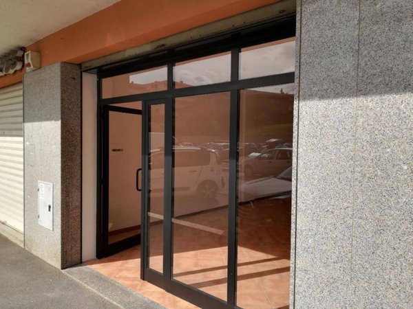 negozio in vendita a Roma in zona Dragona/Bagnoletto