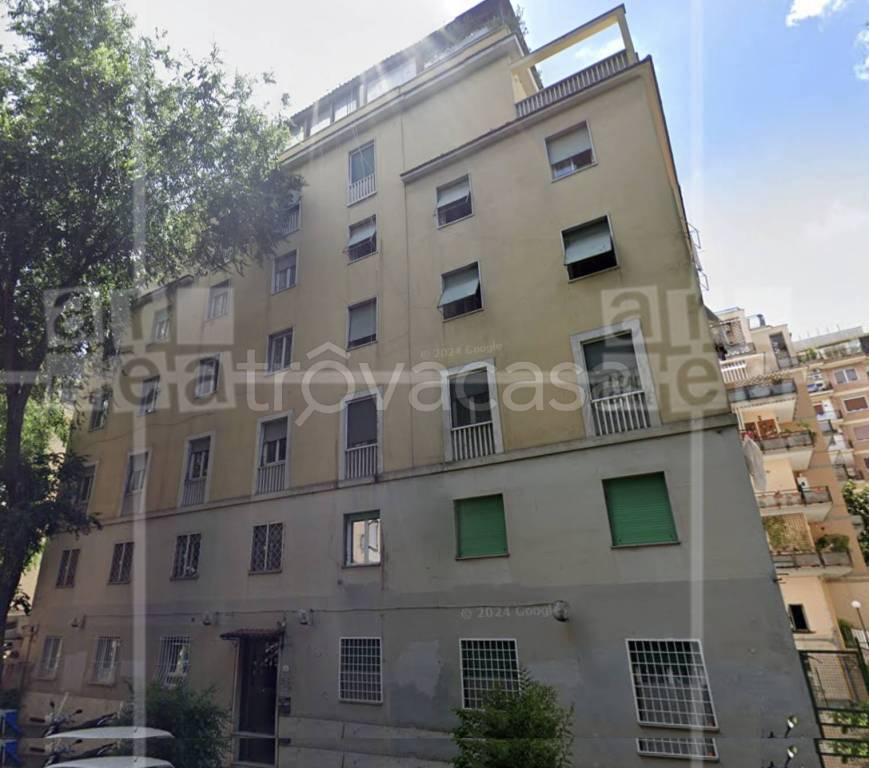 appartamento in vendita a Roma in zona Gianicolense