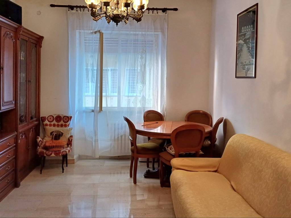 appartamento in vendita a Roma in zona Della Vittoria