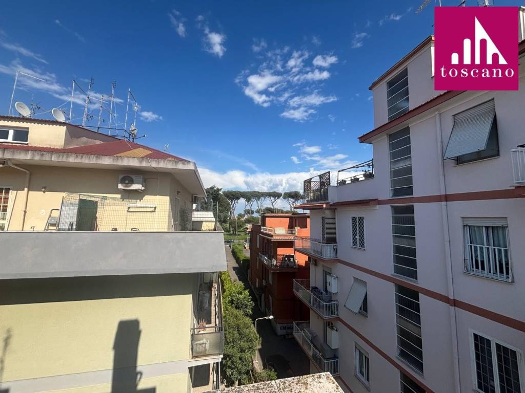 appartamento in vendita a Roma in zona Aurelio