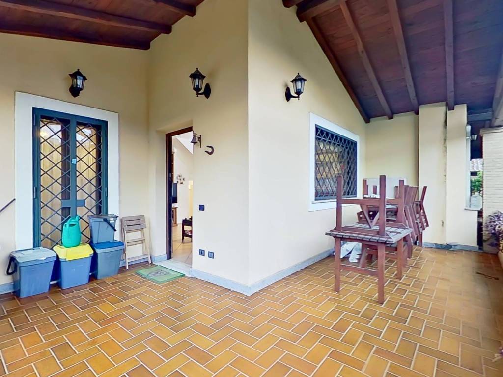 casa indipendente in vendita a Roma in zona Ostia Antica