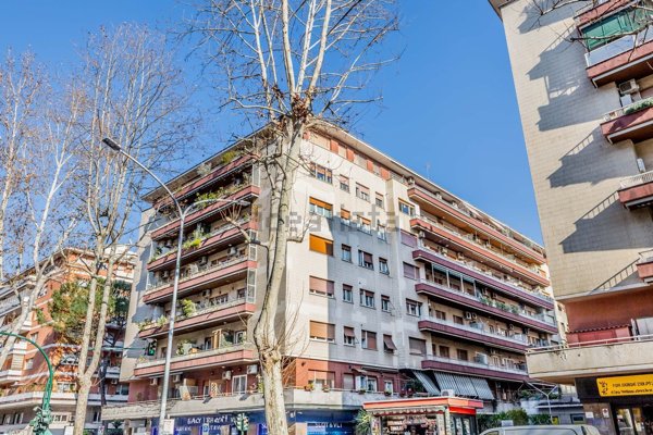 appartamento in vendita a Roma in zona Aurelio