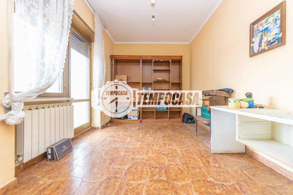 appartamento in vendita a Roma in zona Casal Morena