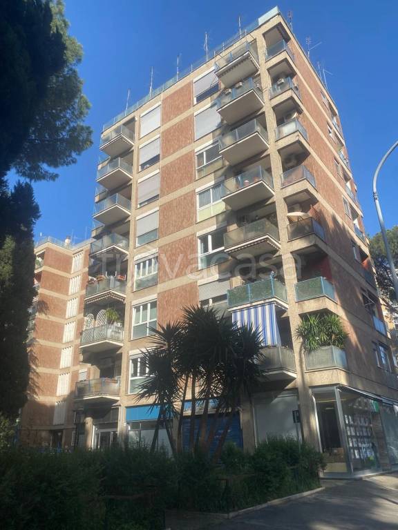 appartamento in vendita a Roma in zona Monte Sacro/Talenti