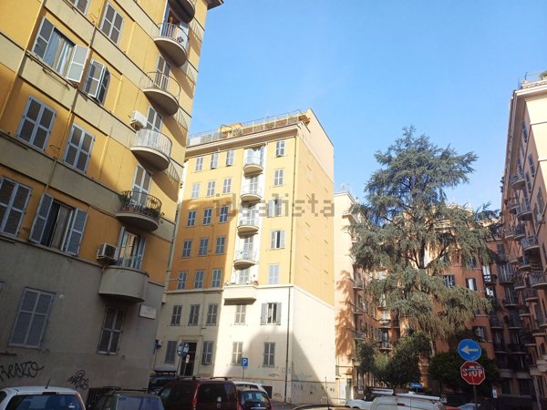 appartamento in vendita a Roma in zona Appio Latino