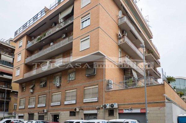 appartamento in vendita a Roma in zona Portuense