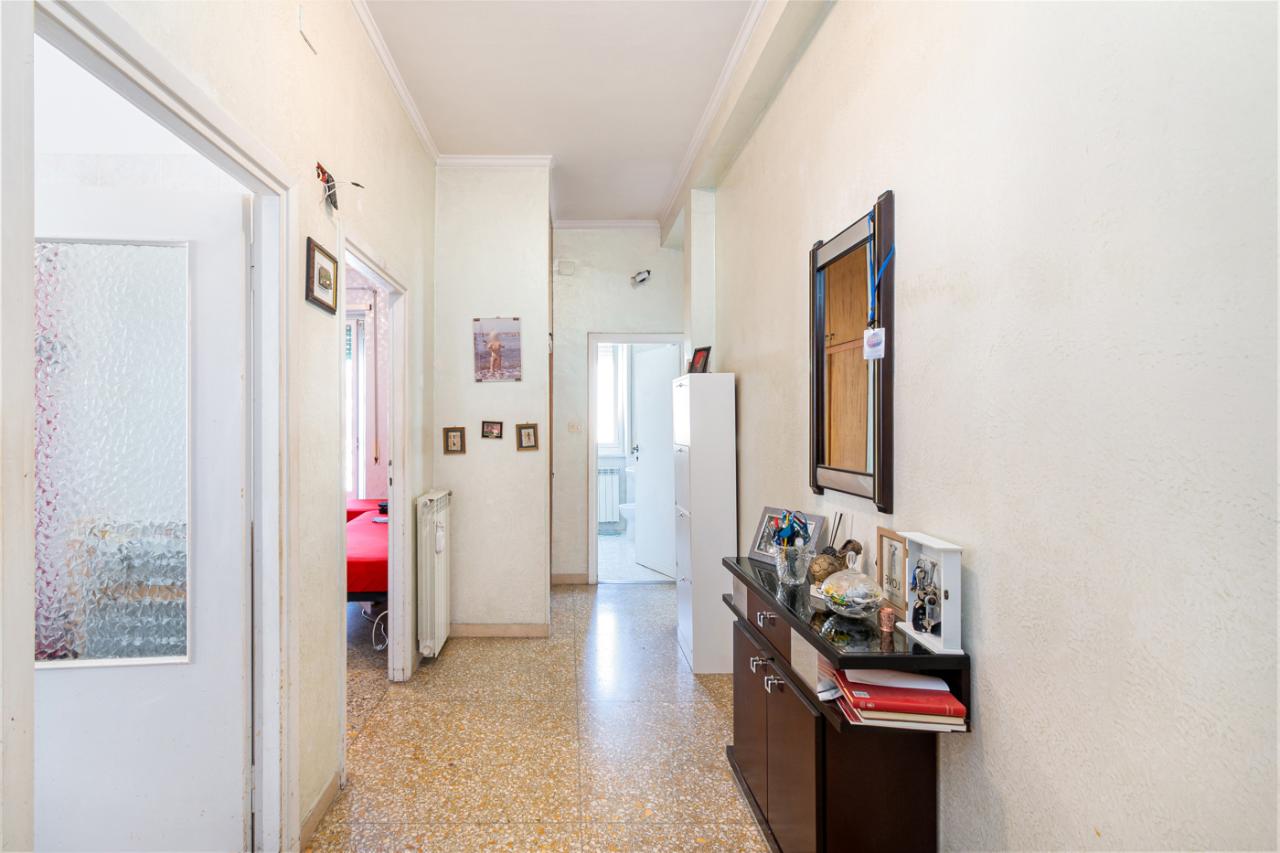 appartamento in vendita a Roma in zona Ostia