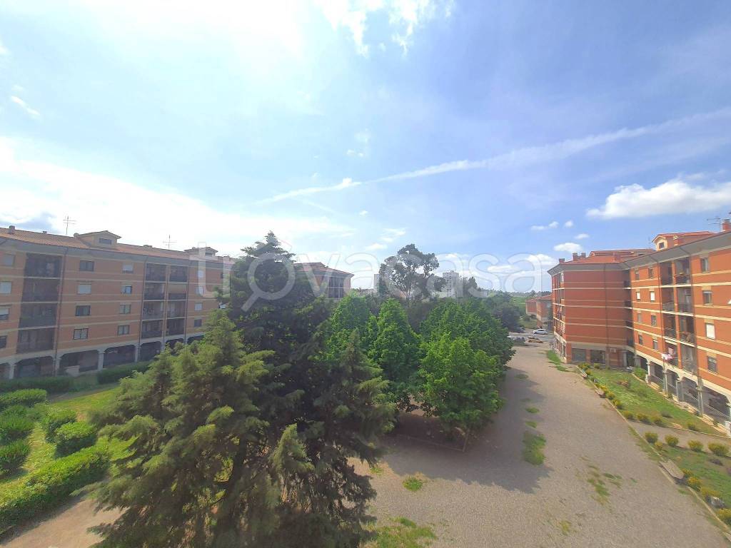 appartamento in vendita a Roma in zona Borghesiana