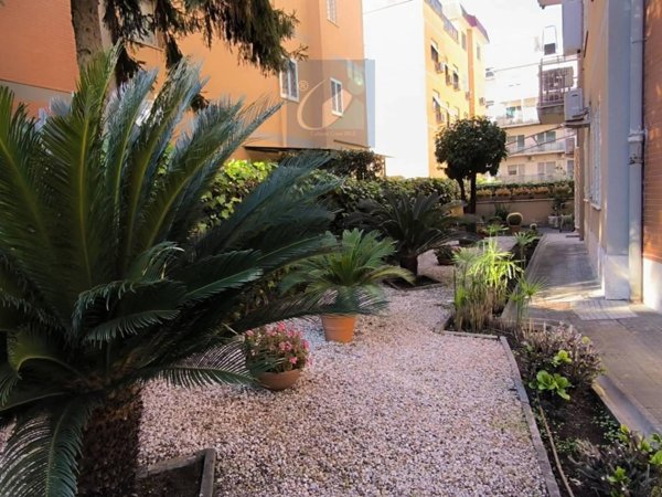 appartamento in vendita a Roma in zona Monte Sacro/Talenti