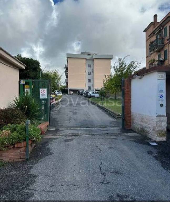 appartamento in vendita a Roma in zona Casalotti