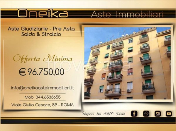 appartamento in vendita a Roma in zona Prenestino-Labicano