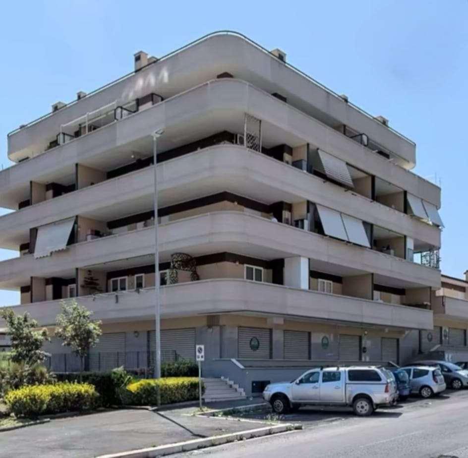 appartamento in vendita a Roma in zona Ponte Mammolo
