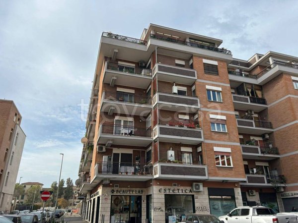 appartamento in vendita a Roma in zona Ostia