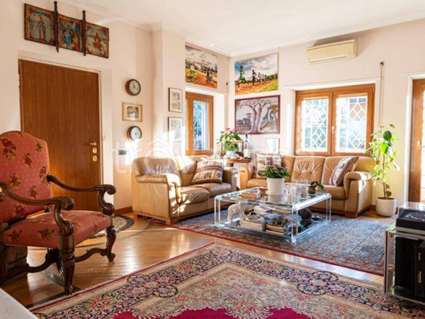 casa indipendente in vendita a Roma in zona Massimina/Casal Lumbroso