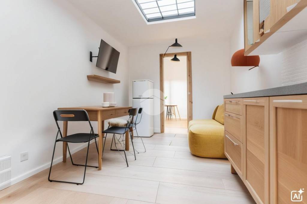 appartamento in vendita a Roma in zona Appio Pignatelli