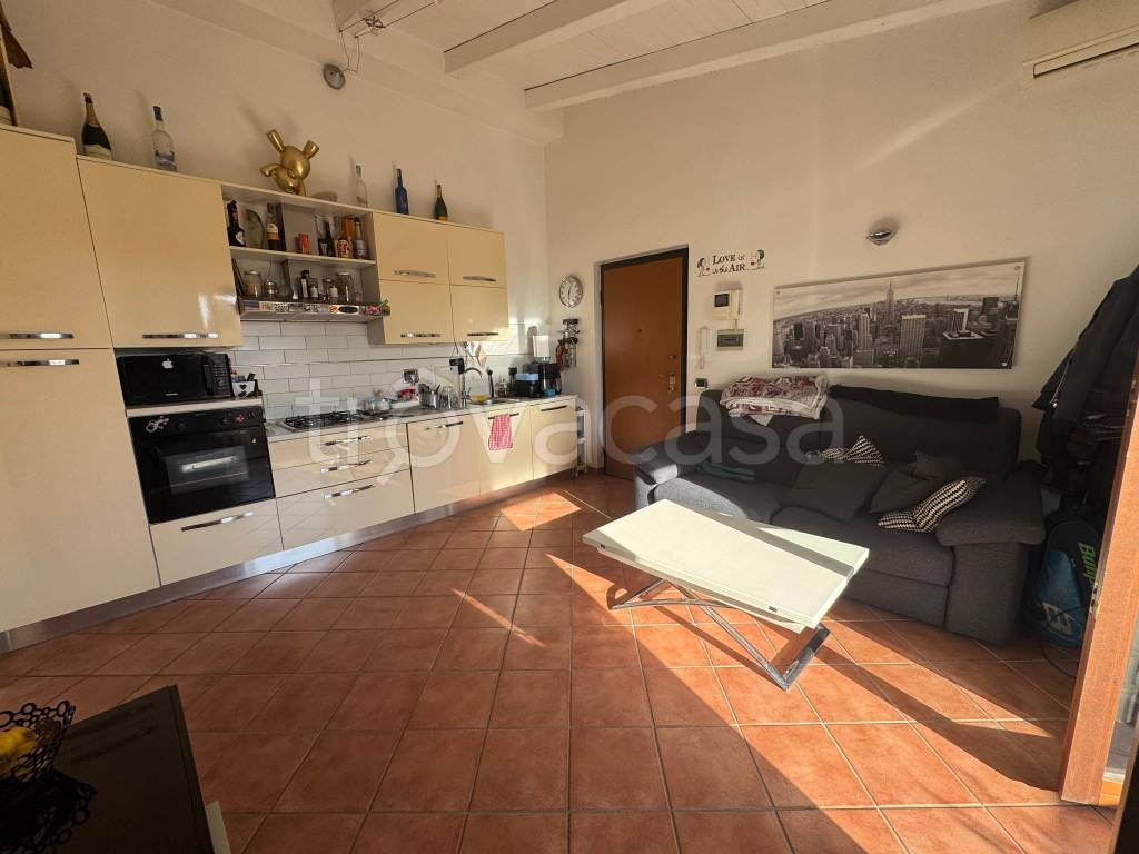 appartamento in vendita a Roma in zona Infernetto