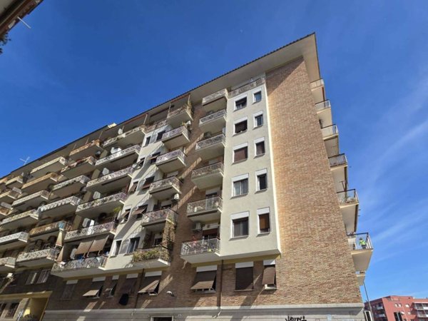 appartamento in vendita a Roma in zona Tuscolano