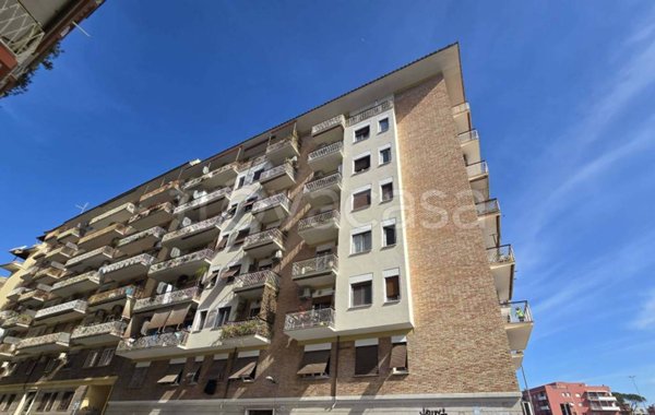 appartamento in vendita a Roma in zona Tuscolano