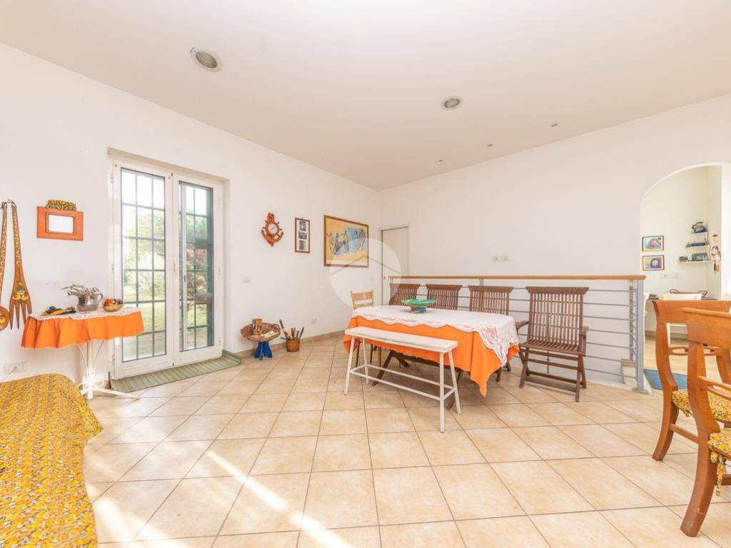 casa indipendente in vendita a Roma in zona Appio Claudio