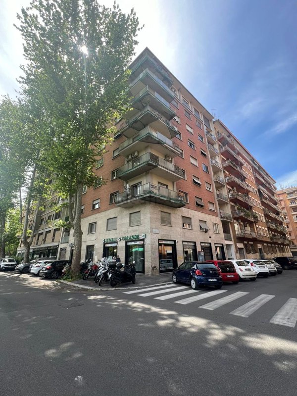 appartamento in vendita a Roma in zona Monte Sacro/Talenti