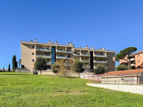 appartamento in vendita a Roma in zona Ponte Galeria