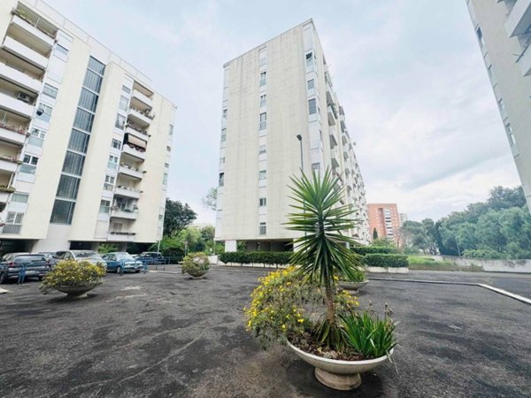 appartamento in vendita a Roma in zona EUR
