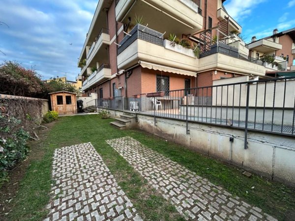 appartamento in vendita a Roma in zona Infernetto