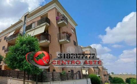 appartamento in vendita a Roma in zona Borghesiana