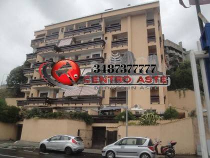 appartamento in vendita a Roma in zona Tomba di Nerone