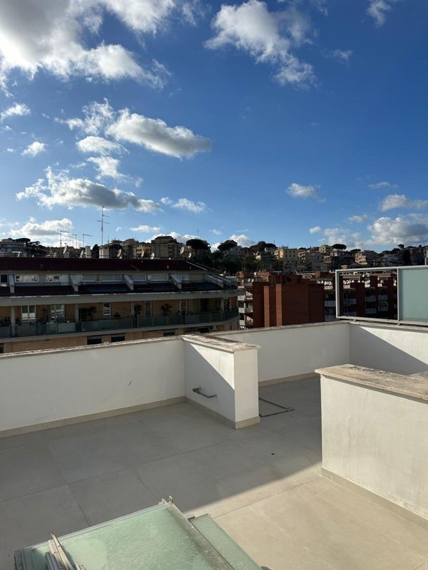 appartamento in vendita a Roma in zona Portuense